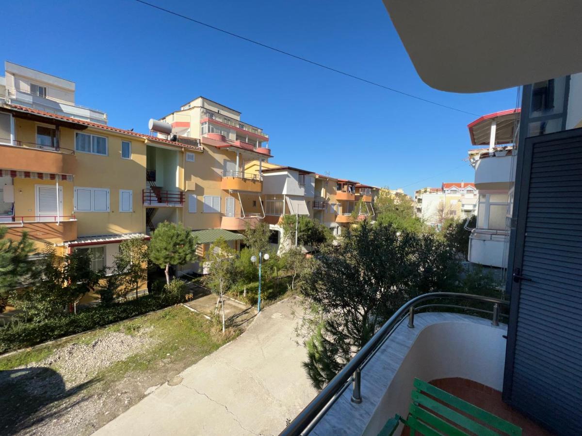 Gazi'S Apartament For Rent Golem  Εξωτερικό φωτογραφία