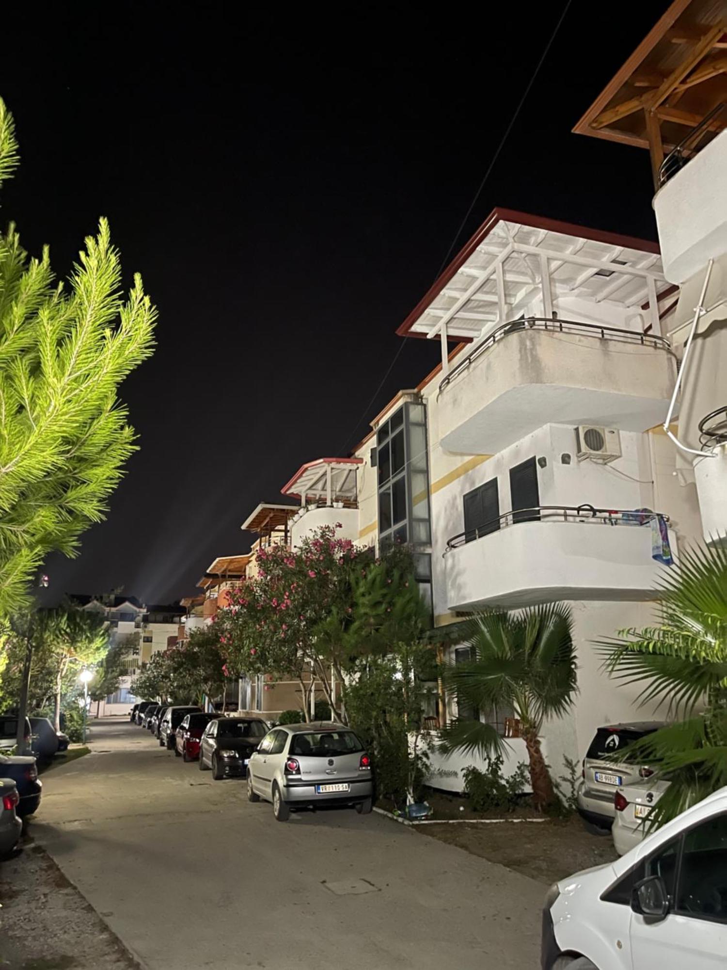 Gazi'S Apartament For Rent Golem  Εξωτερικό φωτογραφία
