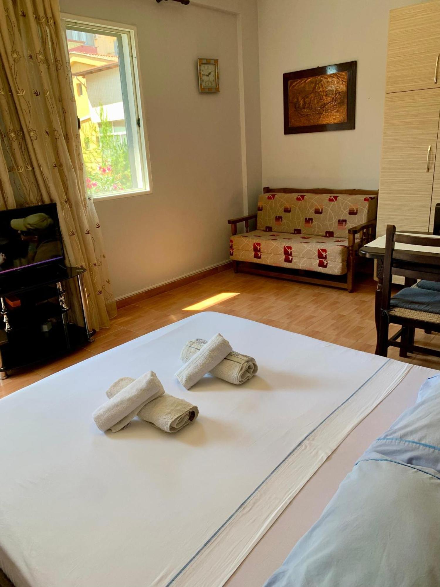 Gazi'S Apartament For Rent Golem  Εξωτερικό φωτογραφία